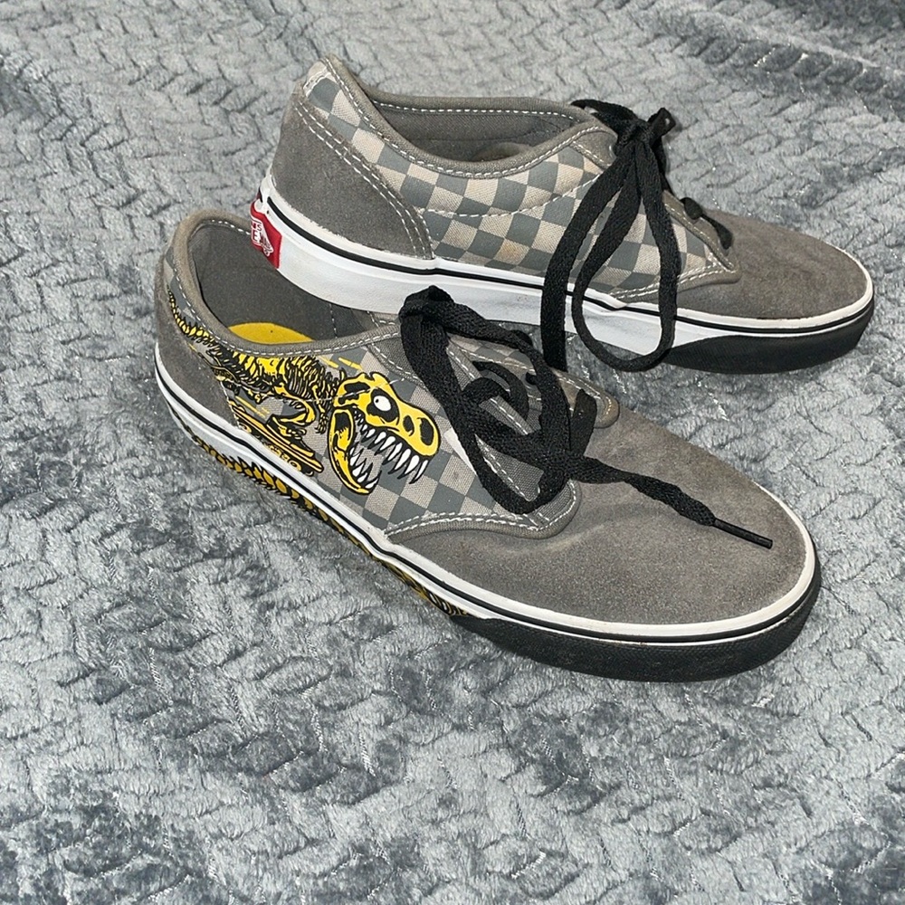 Vans Yellow Dino, Gray Suede Old Skool Sk8 Shoes Youth Size 5 Checkered